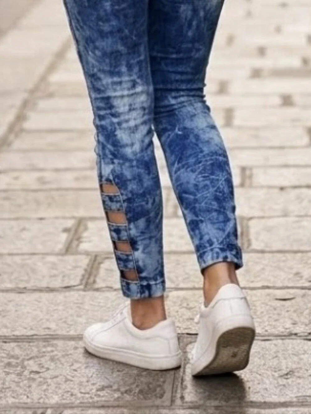 💙BONGO💙 tie-dye skinny Jeans w/cutout 🤍Size 3 *Y2K